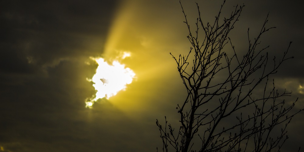 sunlight through clouds 2eml