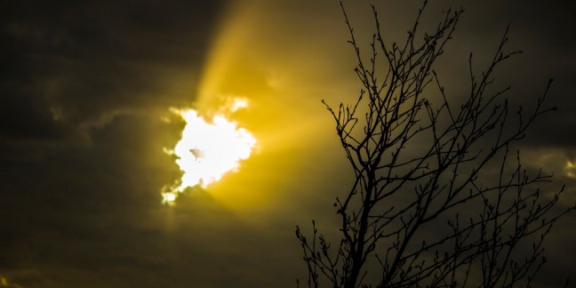 sunlight through clouds 2eml
